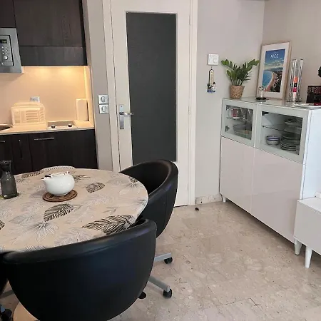 En Bord De - Zone Pietonne Apartmán