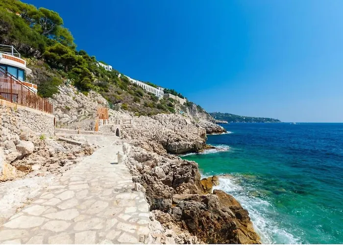 En Bord De - Zone Pietonne *